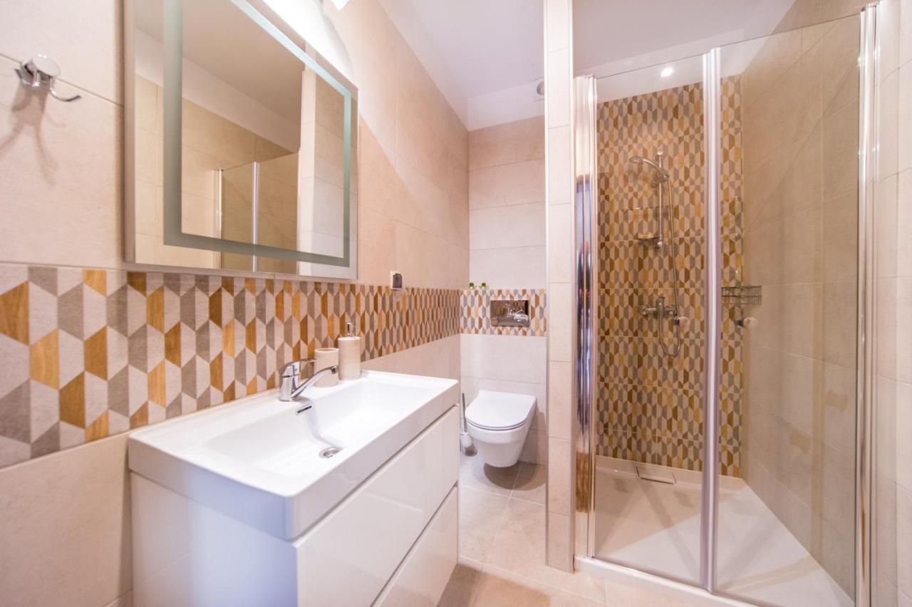 Gray House Apartamenty Dziwnówek Kültér fotó