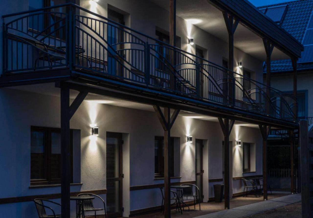 Gray House Apartamenty Dziwnówek Kültér fotó